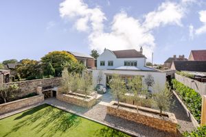 The Rowans- click for photo gallery